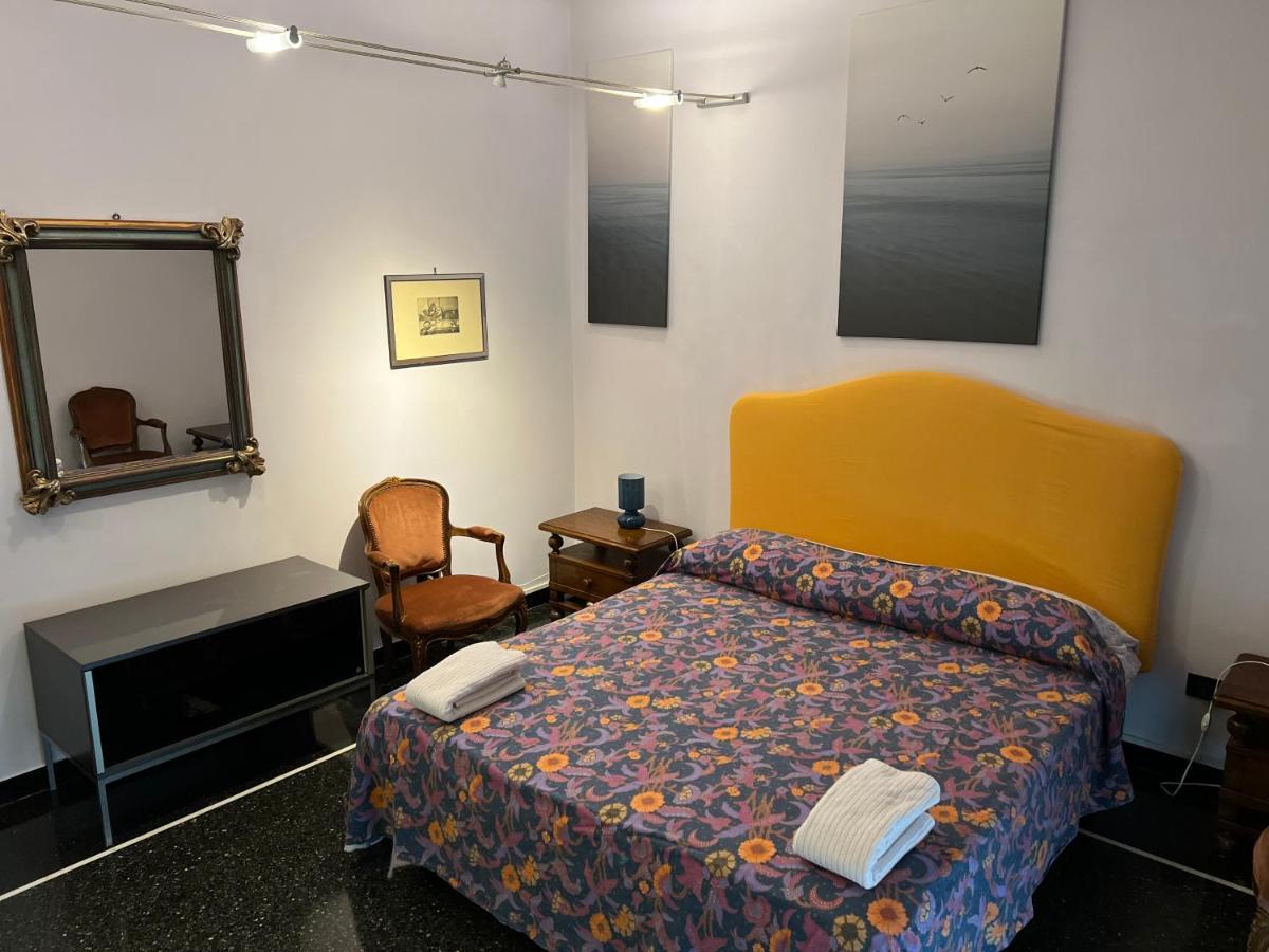 Home Sweet Home Nel Cuore Di Genova Exterior foto